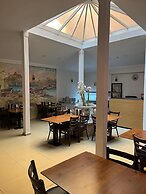 Adil Konak Hotel