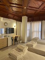 Adil Konak Hotel
