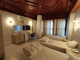 Adil Konak Hotel