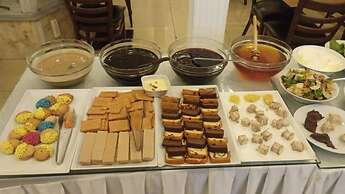 Adil Konak Hotel