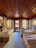 Adil Konak Hotel