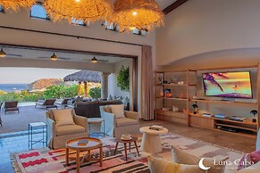 Stunning Ocean Views, Private Pool, & Seaside Golf