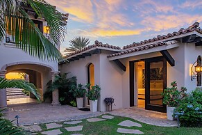 Stunning Ocean Views, Private Pool, & Seaside Golf