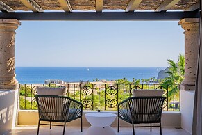 Stunning Ocean Views, Private Pool, & Seaside Golf