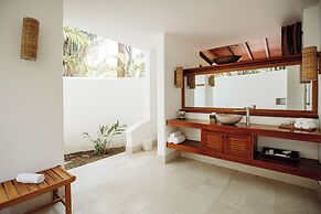 FLORBLANCA HOTEL