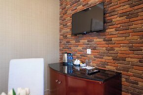 Kraveli Hotel
