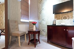 Kraveli Hotel