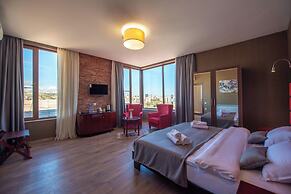 Kraveli Hotel