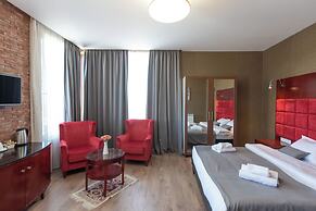 Kraveli Hotel