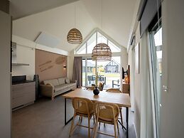 Sunny Zeeland Hideaway