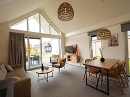 Sunny Zeeland Hideaway