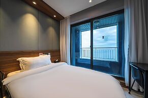 sky & sea hotel