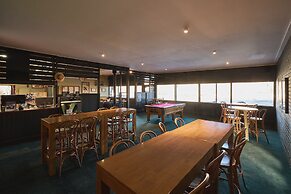 Alpine Inn