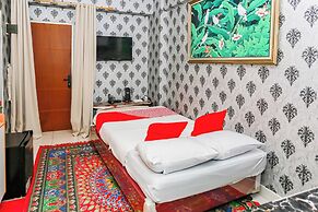 Hotel O Mp Room