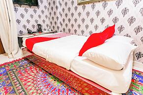 Hotel O Mp Room