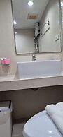 Patong Max Value Hotel