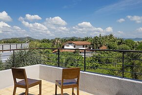 Spacious 3BR Pool Access Villa Argent 7