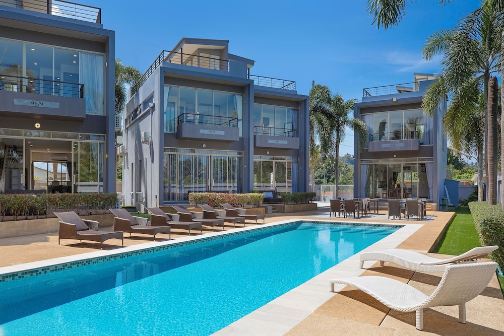 Spacious 3BR Pool Access Villa Argent 7