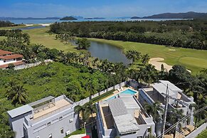 Stylish 3BR Pool Access Villa Argent 9