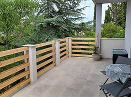 Freeme Apartment