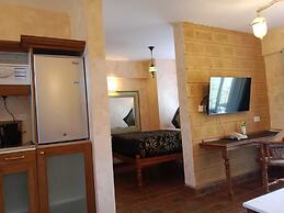 Woodmere Grand Hotel