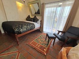 Woodmere Grand Hotel