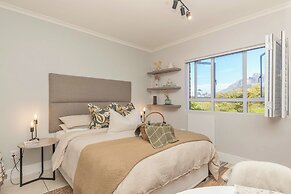 Mouille Point Studio Including Welcome Basket