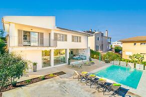 Casa Del Mar in Son Serra de Marina