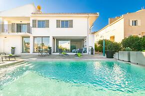 Casa Del Mar in Son Serra de Marina