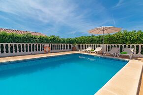 Villa Victoria in Cala en Porter