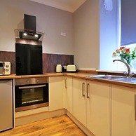 Linden Cottage Room 2 - Airdrie