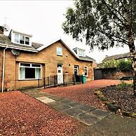 Linden Cottage Room 3 - Airdrie