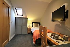 Linden Cottage Room 4 - Airdrie