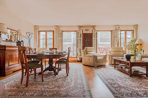 Beaudelaire Center Residence