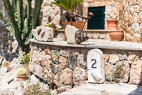 Es Pinar in Alar With 4 Bedrooms and 4 Bathrooms