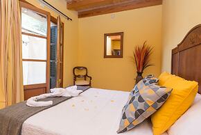 Es Pinar in Alar With 4 Bedrooms and 4 Bathrooms