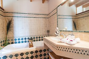 Es Pinar in Alar With 4 Bedrooms and 4 Bathrooms