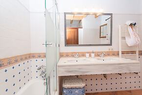 Es Pinar in Alar With 4 Bedrooms and 4 Bathrooms