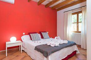 Es Pinar in Alar With 4 Bedrooms and 4 Bathrooms