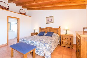 Sa Conca in Manacor With 6 Bedrooms and 4 Bathrooms
