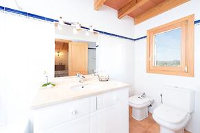 Sa Conca in Manacor With 6 Bedrooms and 4 Bathrooms