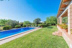 Sa Conca in Manacor With 6 Bedrooms and 4 Bathrooms
