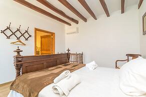 Villa Frontera in S Ller