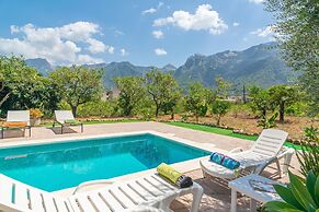 Villa Frontera in S Ller