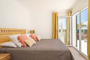 Villa Mila in Sant Llu s