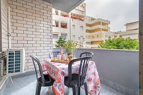 Sardinia RE - Lilium Central Flat