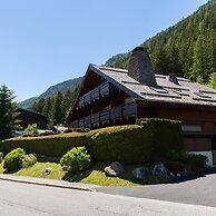 Chalet R Sidence Chantey Mourry 6