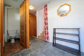 Chalet Charpoua in Le Tour Argenti re