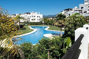 Sunset Golf Groundfloor Shared Pool