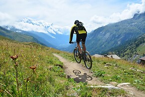R Sidence Bel Alp 16